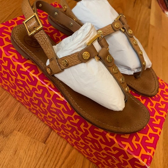 Genuine Tory Burch leather sandals. - Picture 4 of 8